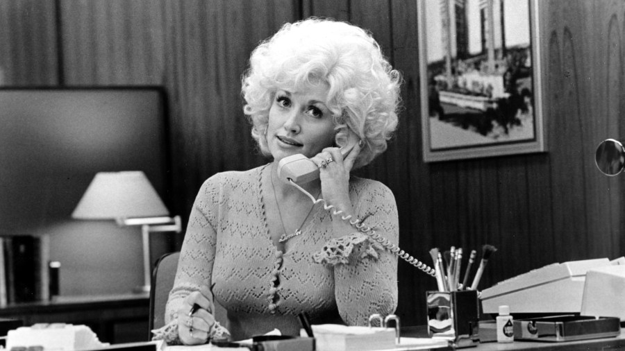 Dolly Parton in a scene from the movie 